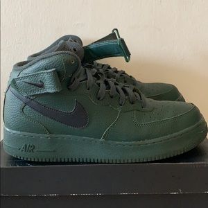 Nike Air Force 1 mid green/black sz.9